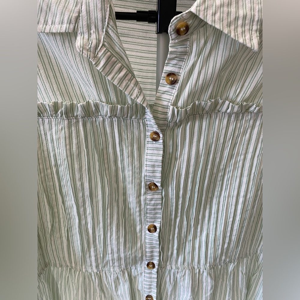 Listicle Green & White Striped Button Down Ruffle Blouse Size Large - Picture 2 of 15